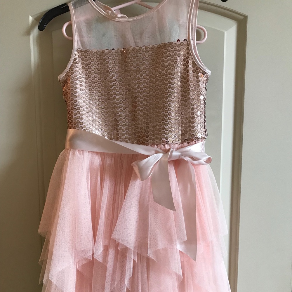 Girls dress